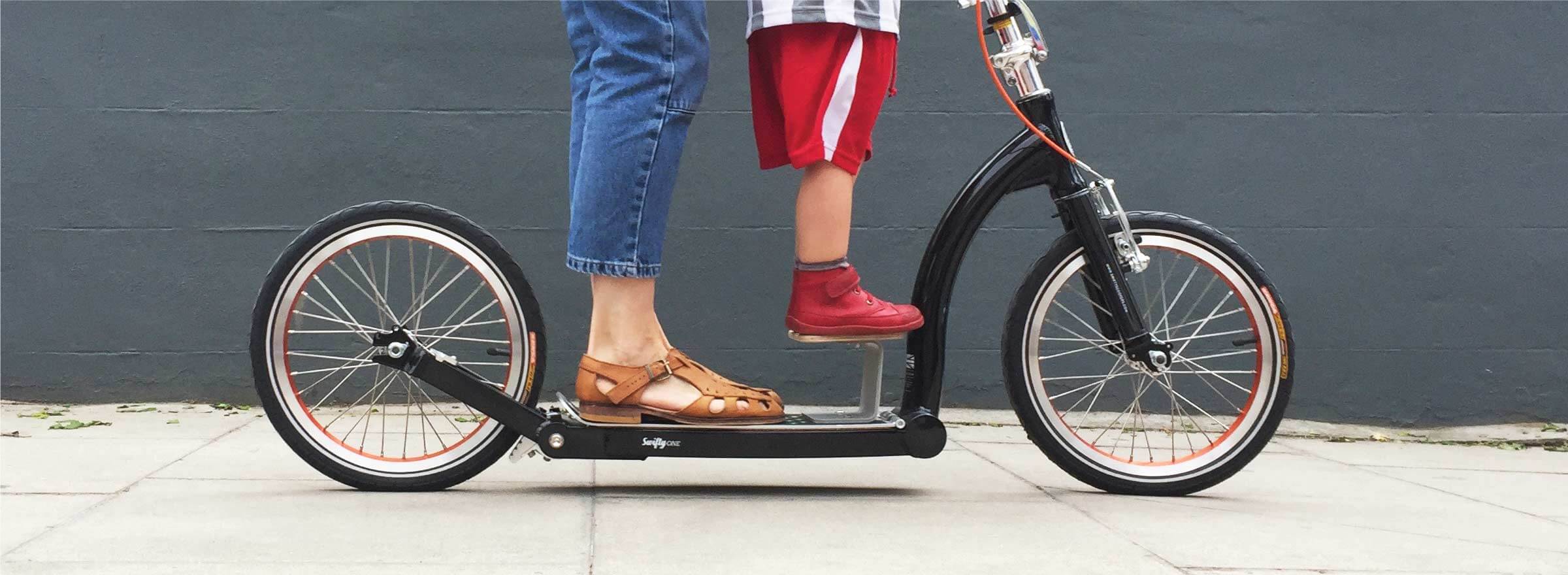 To ride your scooter with your little-one, fit this booster to your Swifty.